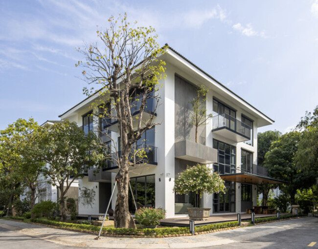 biet thu 2 tang mai thai tan co dien