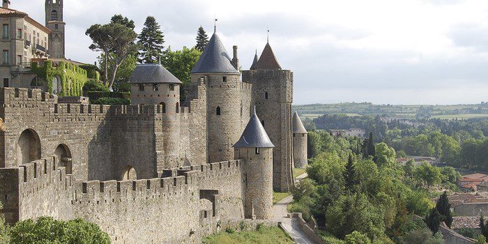 Thiết Kế Biệt Thự Lâu Đài Cổ Điển Thể Hiện Đẳng Cấp Xã Hội 25 Cite va phao dai Carcassonne Phap dep