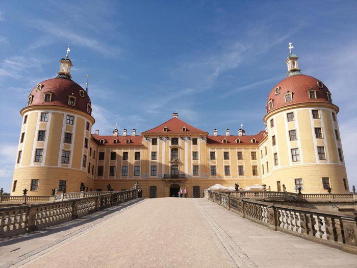 Thiết Kế Biệt Thự Lâu Đài Cổ Điển Thể Hiện Đẳng Cấp Xã Hội 26 Lau dai co dien Moritzburg Duc