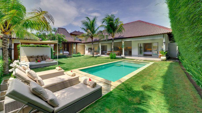 Trồng cây gì trước nhà biệt thự