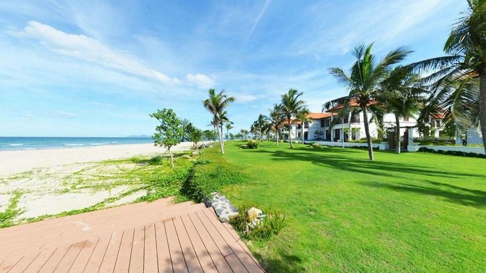 Trồng cây gì trước nhà biệt thự