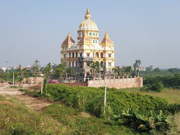 Mặt tiền biệt thự 200 tỷ tại Hưng Yên
